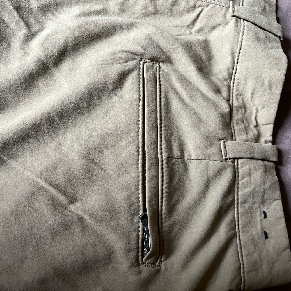 Shorts - Picture 4 of 7